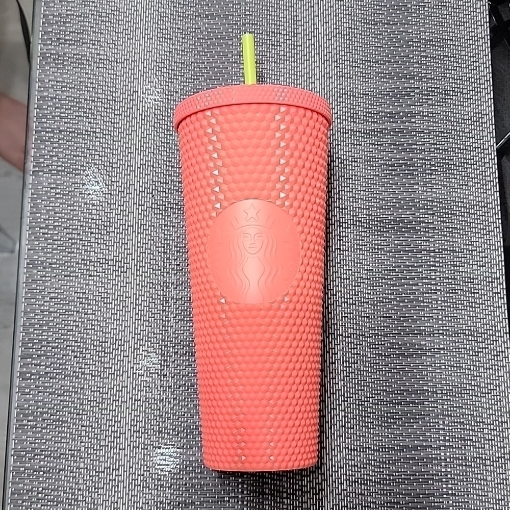 *NEW* Starbucks Dragonfruit Studded Bling Tumbler 24 oz. NWT Summer 2022